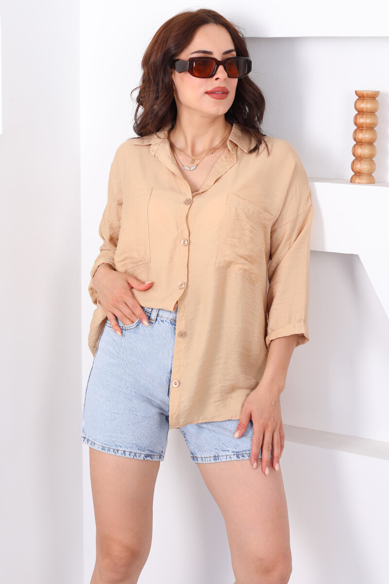 Çift Cepli Düğmeli Oversize Bej Kadın Gömlek - 4