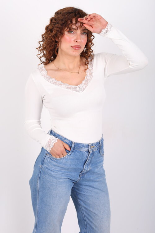 Dantel Detaylı V-Yaka Beyaz Kadın Body - Berox