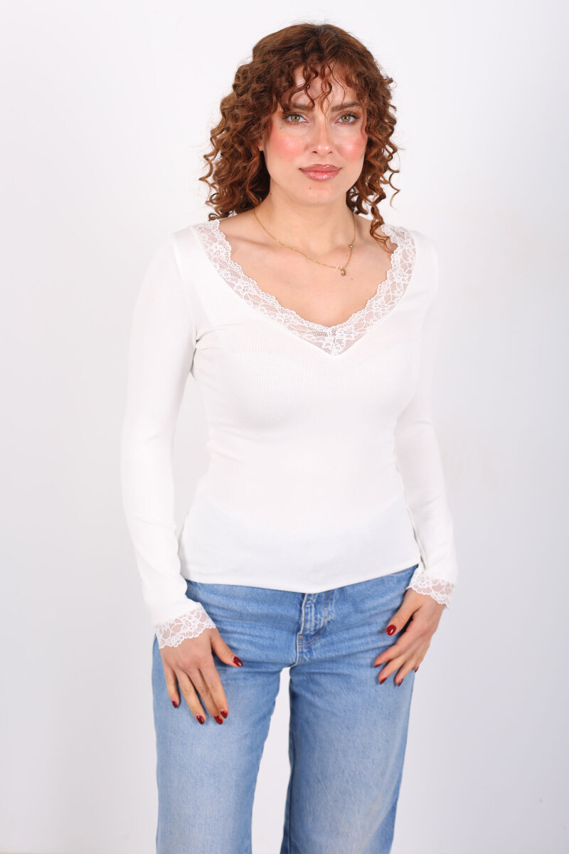 Dantel Detaylı V-Yaka Beyaz Kadın Body - 4