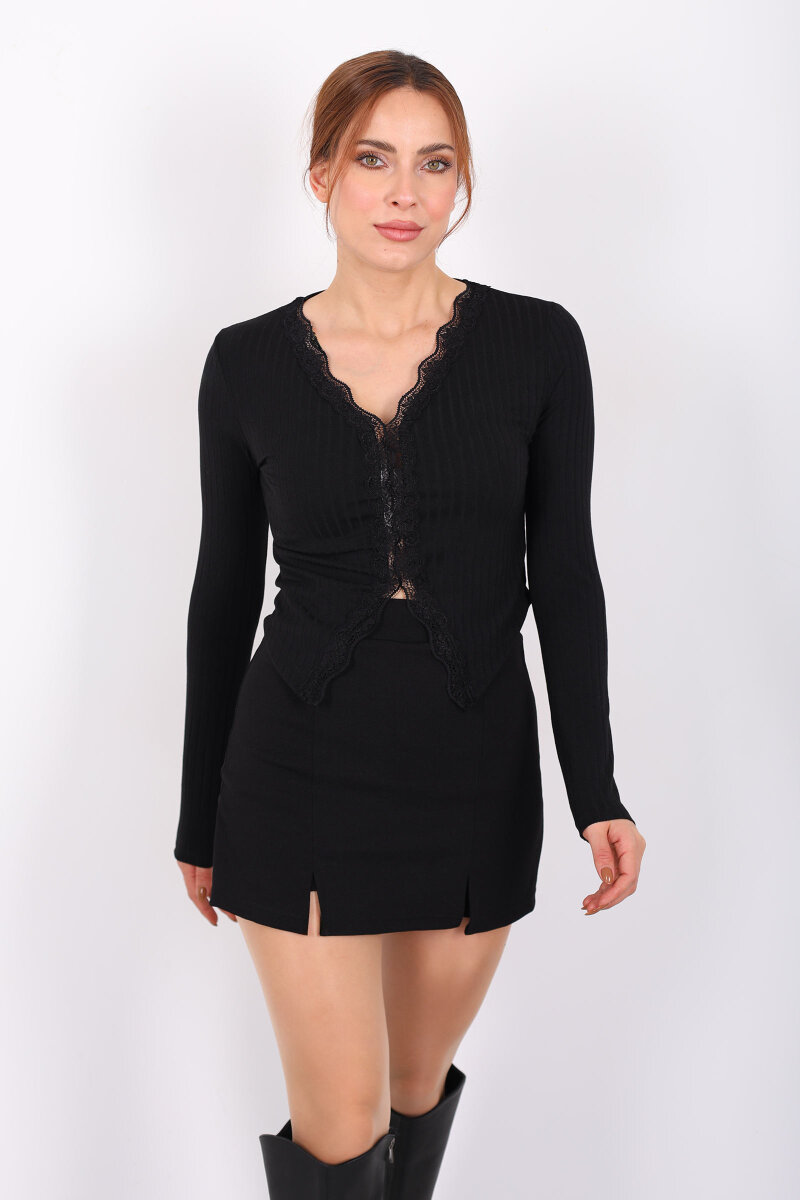 Dantel Detaylı V Yaka Siyah Kadın Fitilli Bluz - 4