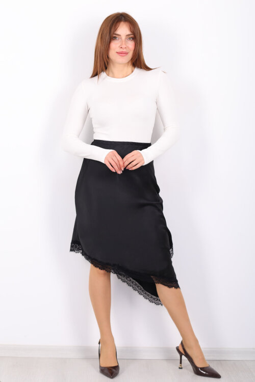 Dantel Şeritli Yırtmaçlı Asimetrik Siyah Kadın Saten Etek - Berox