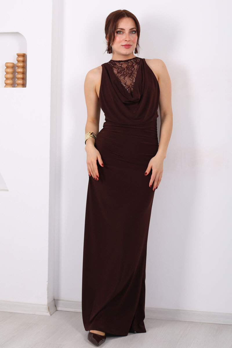 Degaje Yaka Ön Ve Arka Dantel Detaylı Kadın Kahverengi Elbise - 3