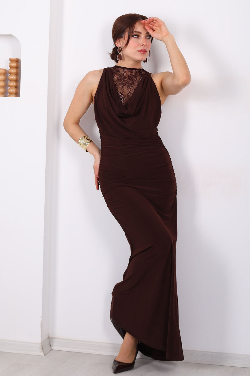 Degaje Yaka Ön Ve Arka Dantel Detaylı Kadın Kahverengi Elbise - 6