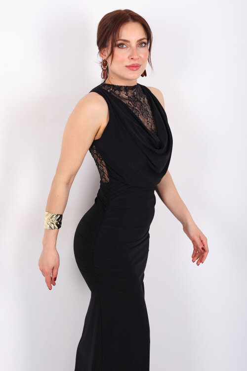 Degaje Yaka Ön Ve Arka Dantel Detaylı Kadın Siyah Elbise - 7