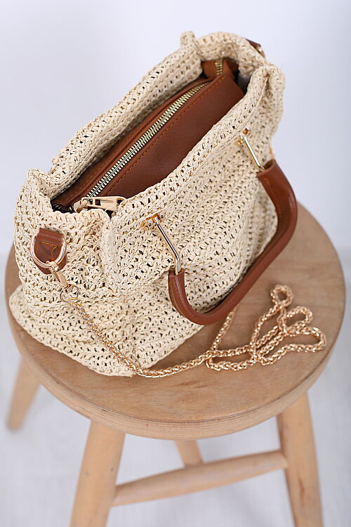 Deri ve Demir Detaylı Zincir Askılı Krem Hasır Çanta - Berox (1)