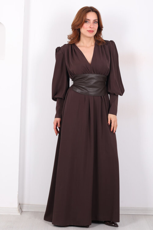 Derin V Yaka Deri Kemerli Kahverengi Kadın Şifon Elbise - 7