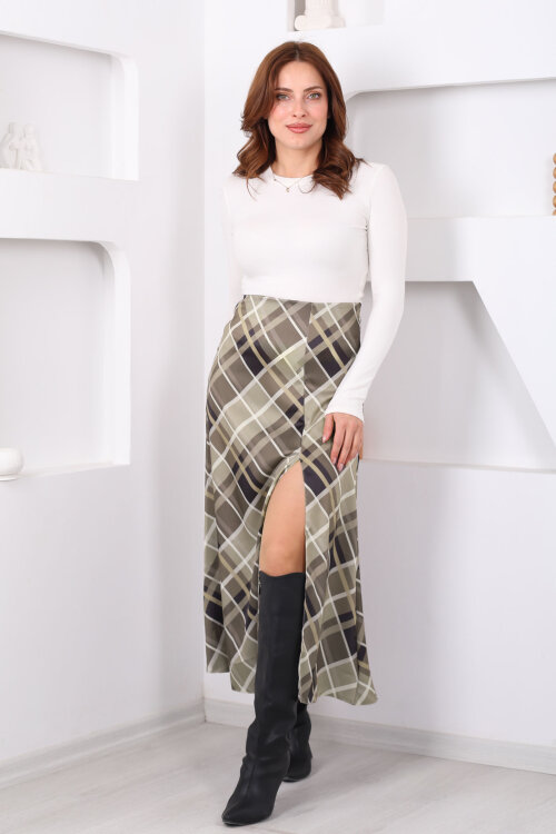 Desenli Yırtmaçlı Kadın Haki Midi Saten Etek - 4