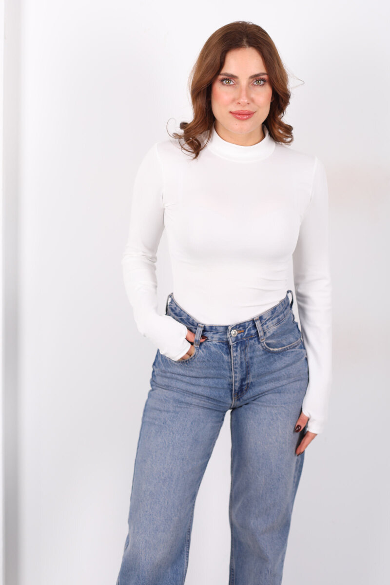 Dik Yaka Beyaz Kadın Çıtçıtlı Body - 4