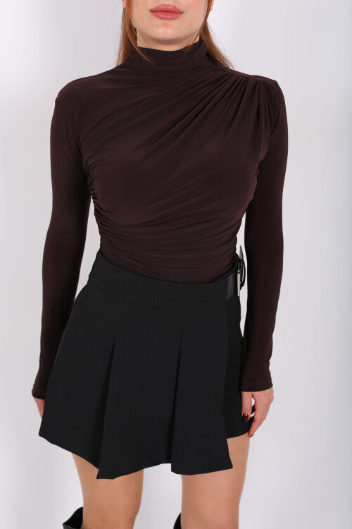 Dik Yaka Büzgü Detaylı Kahverengi Kadın Sandy Bluz - Berox (1)