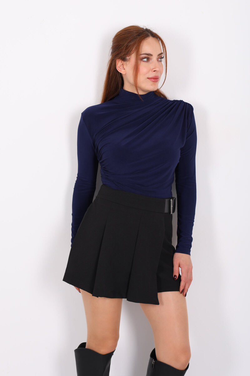 Dik Yaka Büzgü Detaylı Lacivert Kadın Sandy Bluz - 1