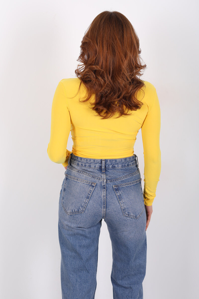 Dik Yaka Büzgü Detaylı Sarı Kadın Sandy Bluz - 4