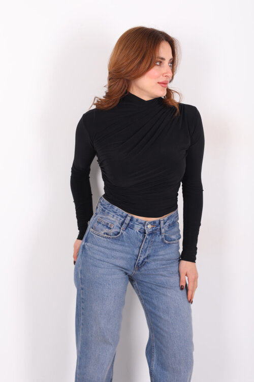 Dik Yaka Büzgü Detaylı Siyah Kadın Sandy Bluz - 3