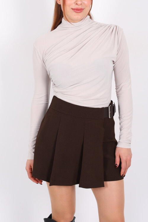 Dik Yaka Büzgü Detaylı Taş Rengi Kadın Sandy Bluz - Berox (1)