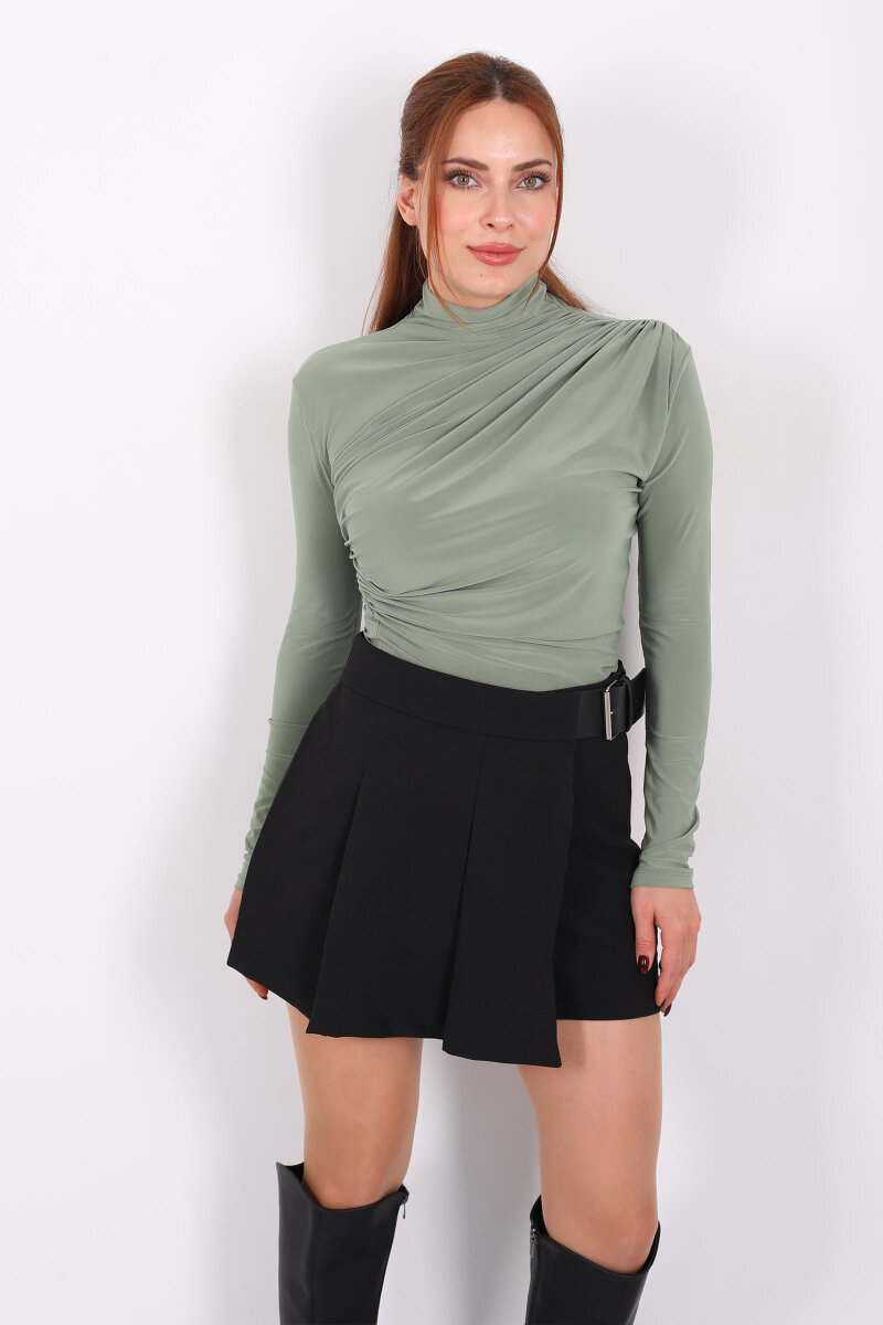 Dik Yaka Büzgü Detaylı Yeşil Kadın Sandy Bluz - 6
