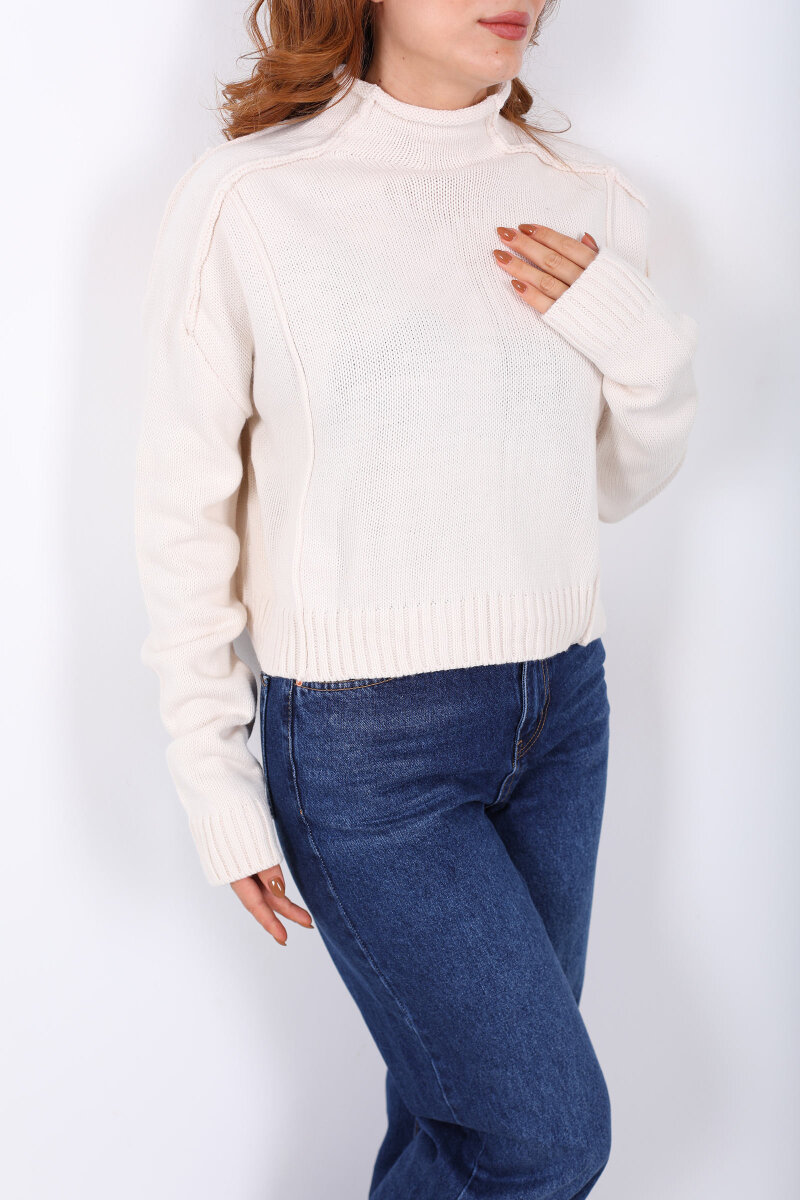 Dik Yaka Dikiş Detaylı Krem Kadın Triko Kazak - 2