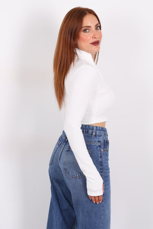 Dik Yaka Parmak Geçirmeli Ottoman Beyaz Kadın Crop Ceket - 4