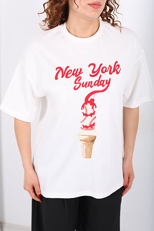 Dondurma Baskılı Oversize Kadın Ekru Oversize T-Shirt - Berox (1)