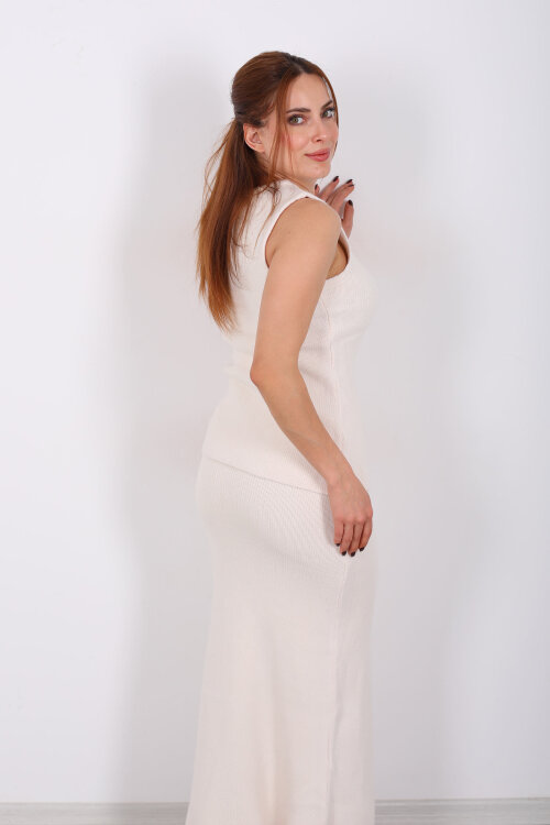 Düğme Aksesuarlı Kadın Krem Etek Triko Takım - 7