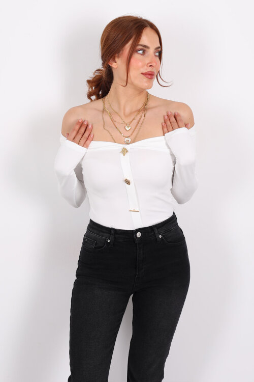 Düğme Aksesuarlı Madonna Yaka Beyaz Kadın Crop - 3