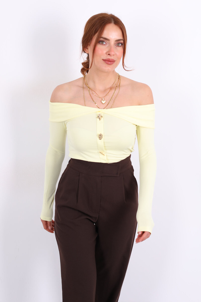 Düğme Aksesuarlı Madonna Yaka Sarı Kadın Crop - 6