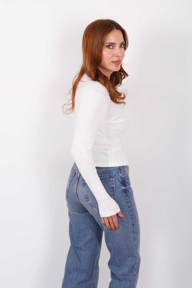 Düğme Detaylı Beyaz Kadın Body - 5