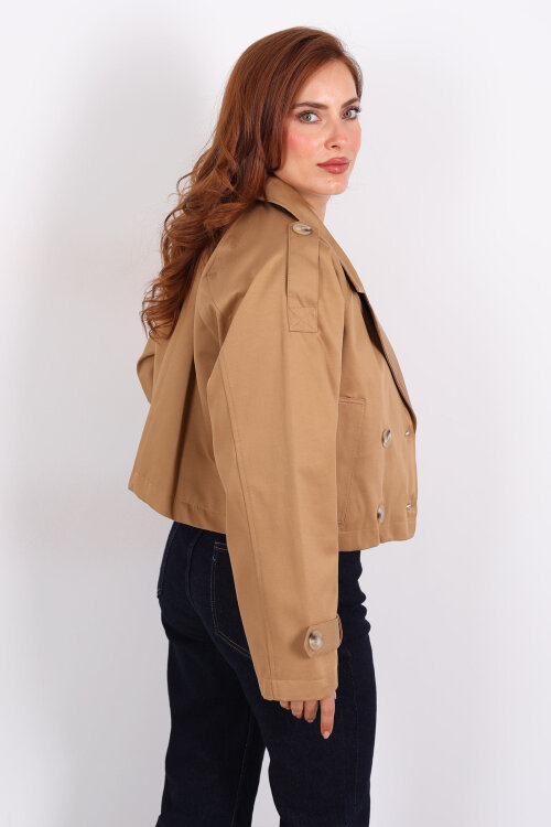 Düğmeli Kısa Camel Kadın Trençkot - 5