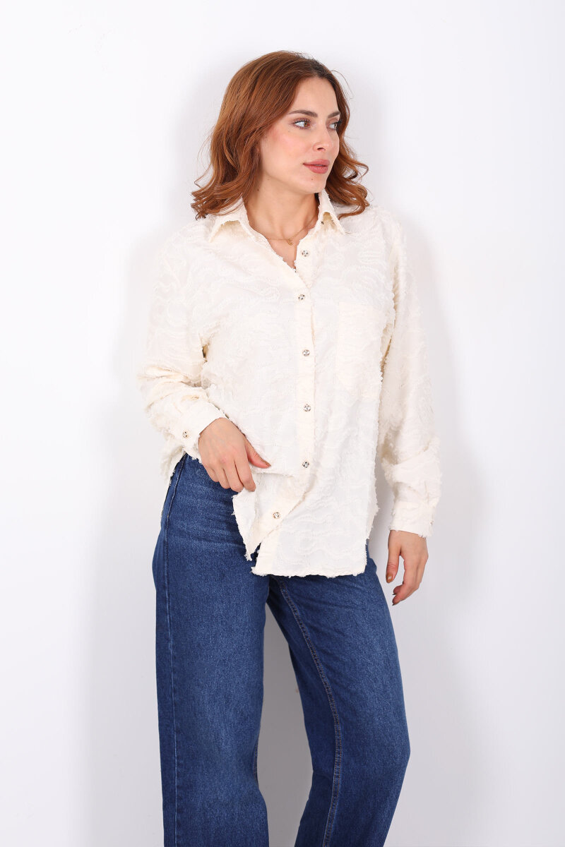 Düğmeli Krem Kadın Jakarlı Gömlek - 3