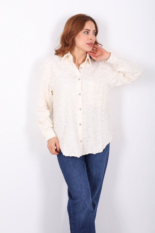 Düğmeli Krem Kadın Jakarlı Gömlek - Berox