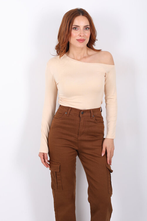 Düşük Omuz Drapeli Krem Kadın Bluz - 5