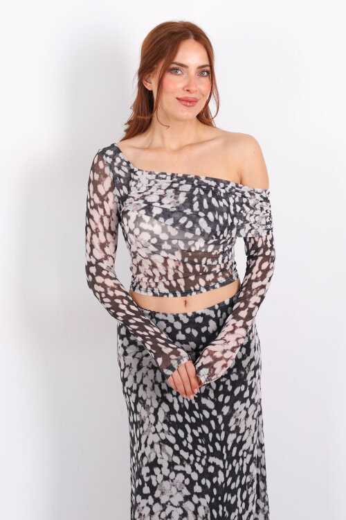 Düşük Omuz Leopar Desenli Siyah Kadın Bluz - Berox