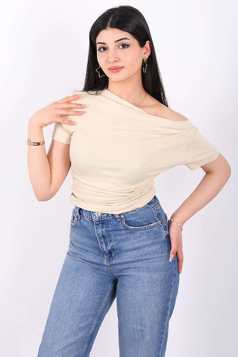 Düşük Omuz Yanları Drapeli Kadın Bej Kısa Kol Basic Body - 4