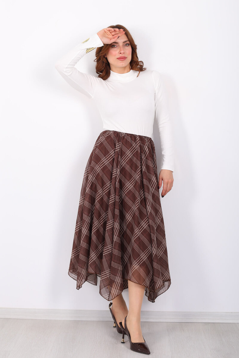 Ekose Desenli Asimetrik Kahverengi Kadın Kloş Etek - 4