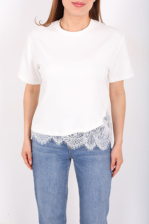 Eteği Çapraz Dantelli Ekru Kadın Kısa Kol T-Shirt - Berox (1)