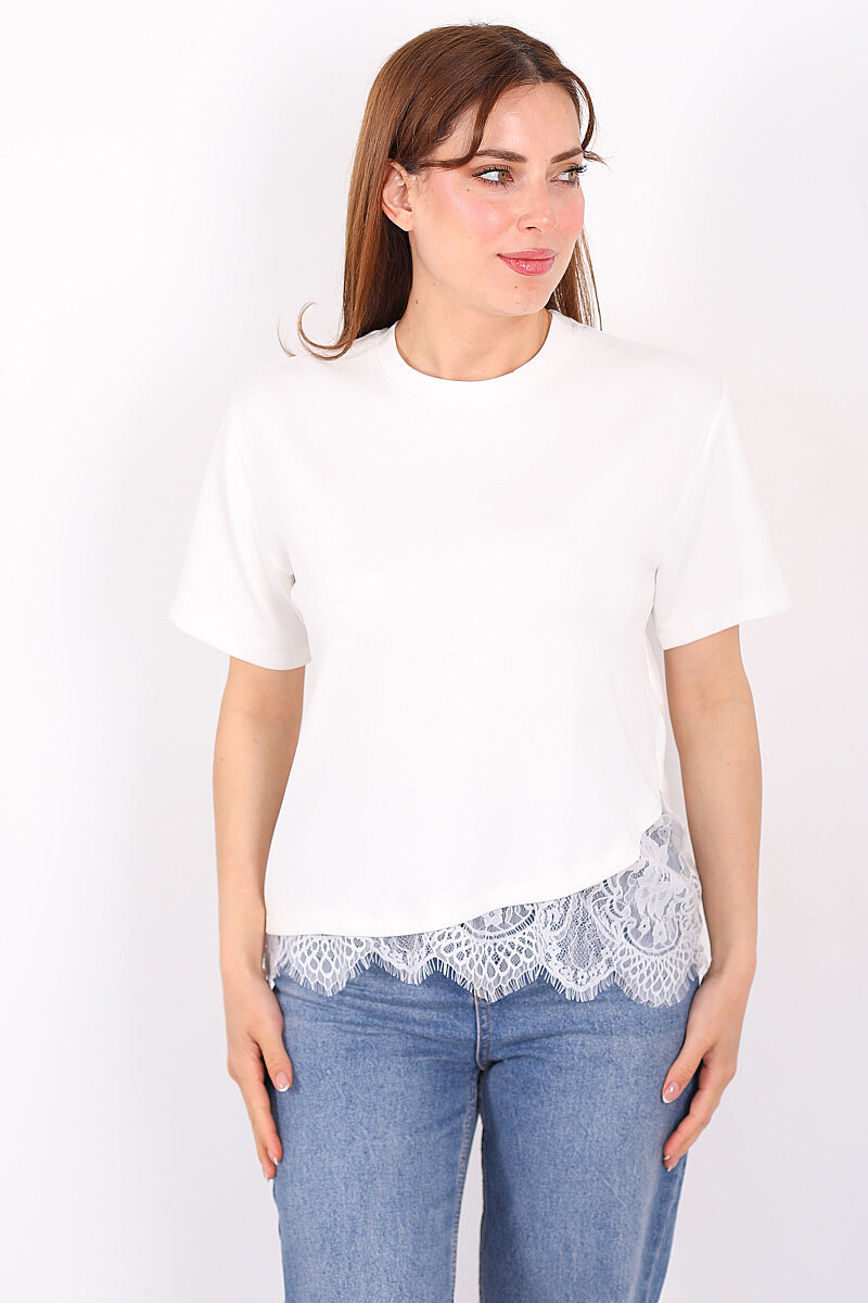 Eteği Çapraz Dantelli Ekru Kadın Kısa Kol T-Shirt - 3