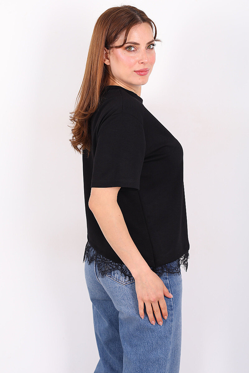 Eteği Çapraz Dantelli Siyah Kadın Kısa Kol T-Shirt - 5
