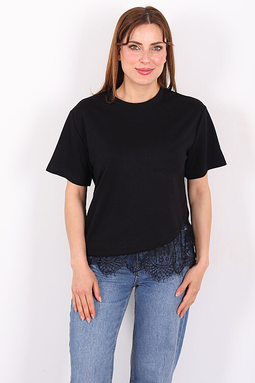 Eteği Çapraz Dantelli Siyah Kadın Kısa Kol T-Shirt - 4