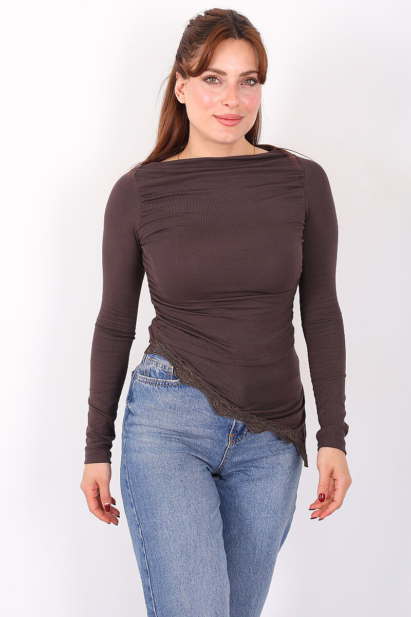 Eteği Dantel Detaylı Asimetrik Kadın Kahverengi Drapeli Bluz - 5