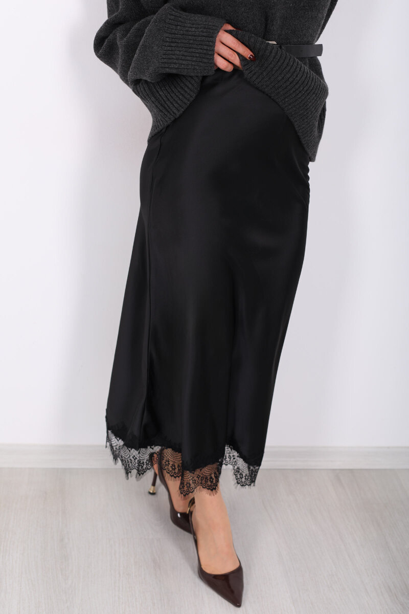 Eteği Dantelli Maxi Siyah Kadın Saten Etek - 2