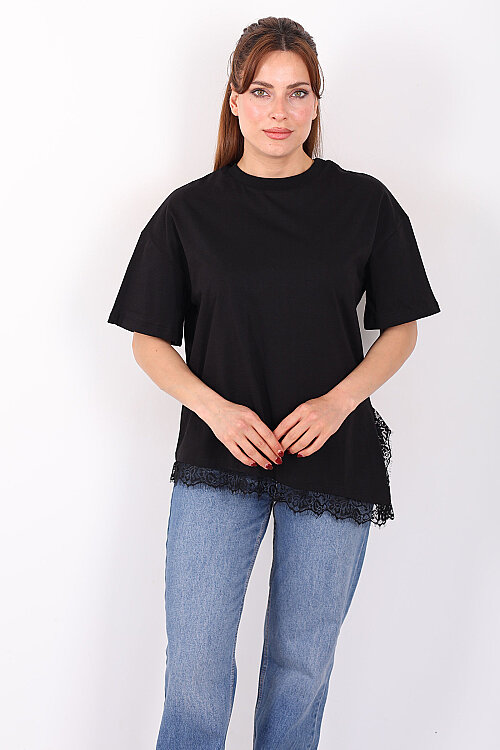 Eteği Güpür Detaylı Bisiklet Yaka Siyah Kadın Asimetrik T-Shirt - 3