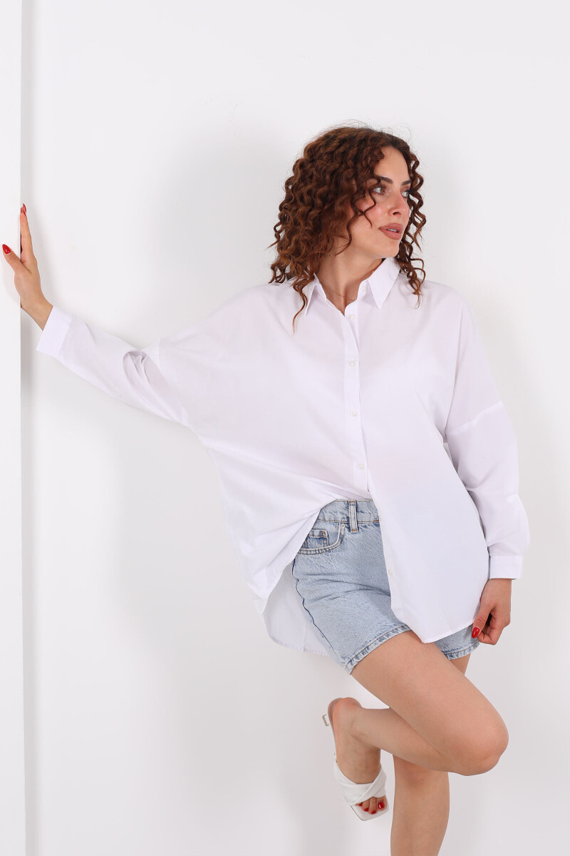 Eteği Oval Beyaz Kadın Oversize Gömlek - 1