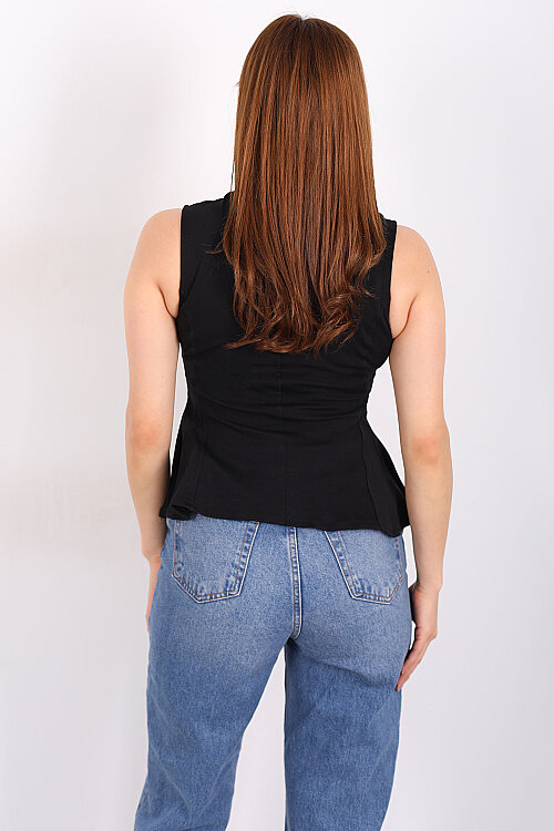 Eteği Volanlı Bisiklet Yaka Siyah Kadın Kolsuz Bluz - 4