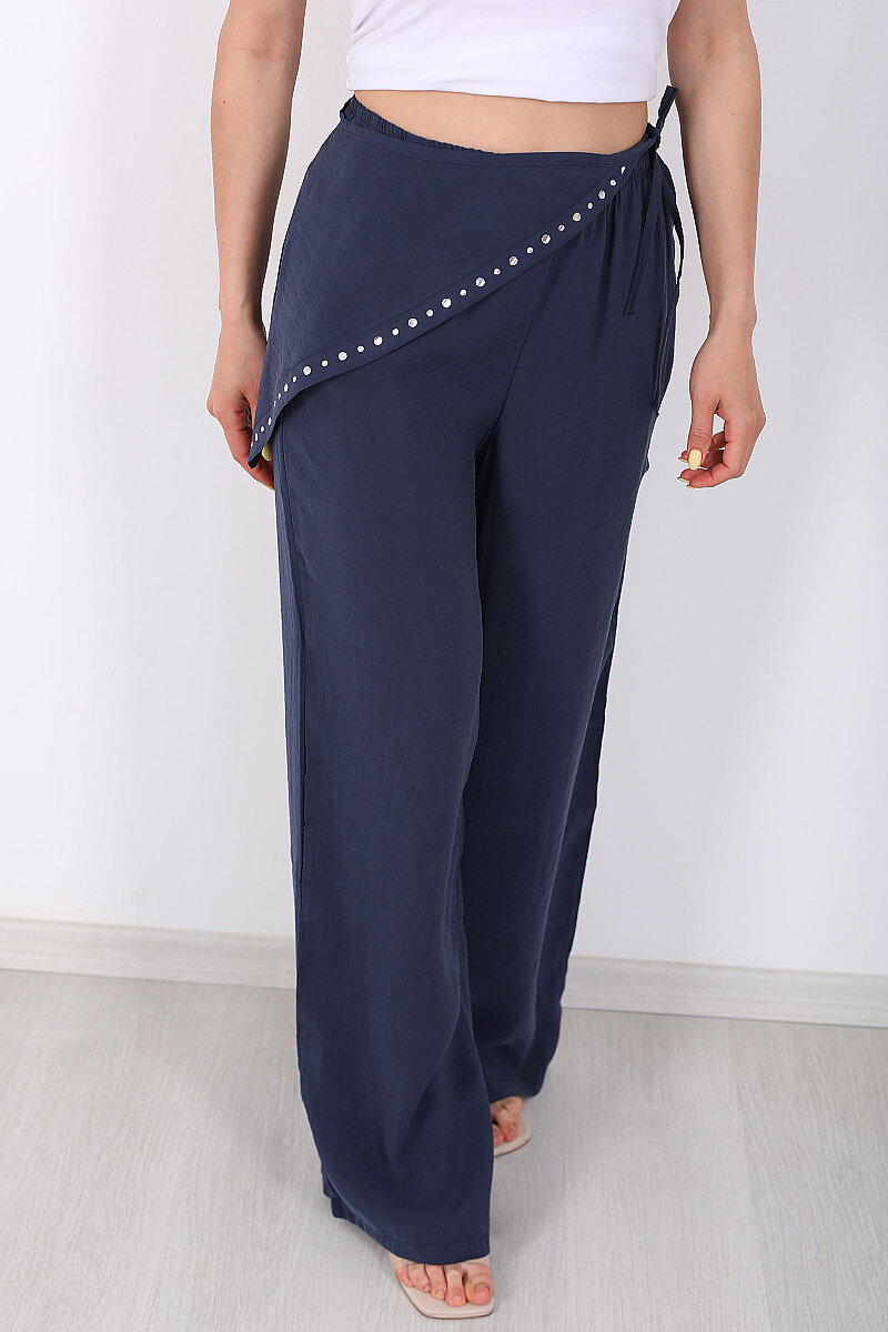 Fular Detaylı Cepli Lacivert Kadın Bol Paça Pantolon - 2