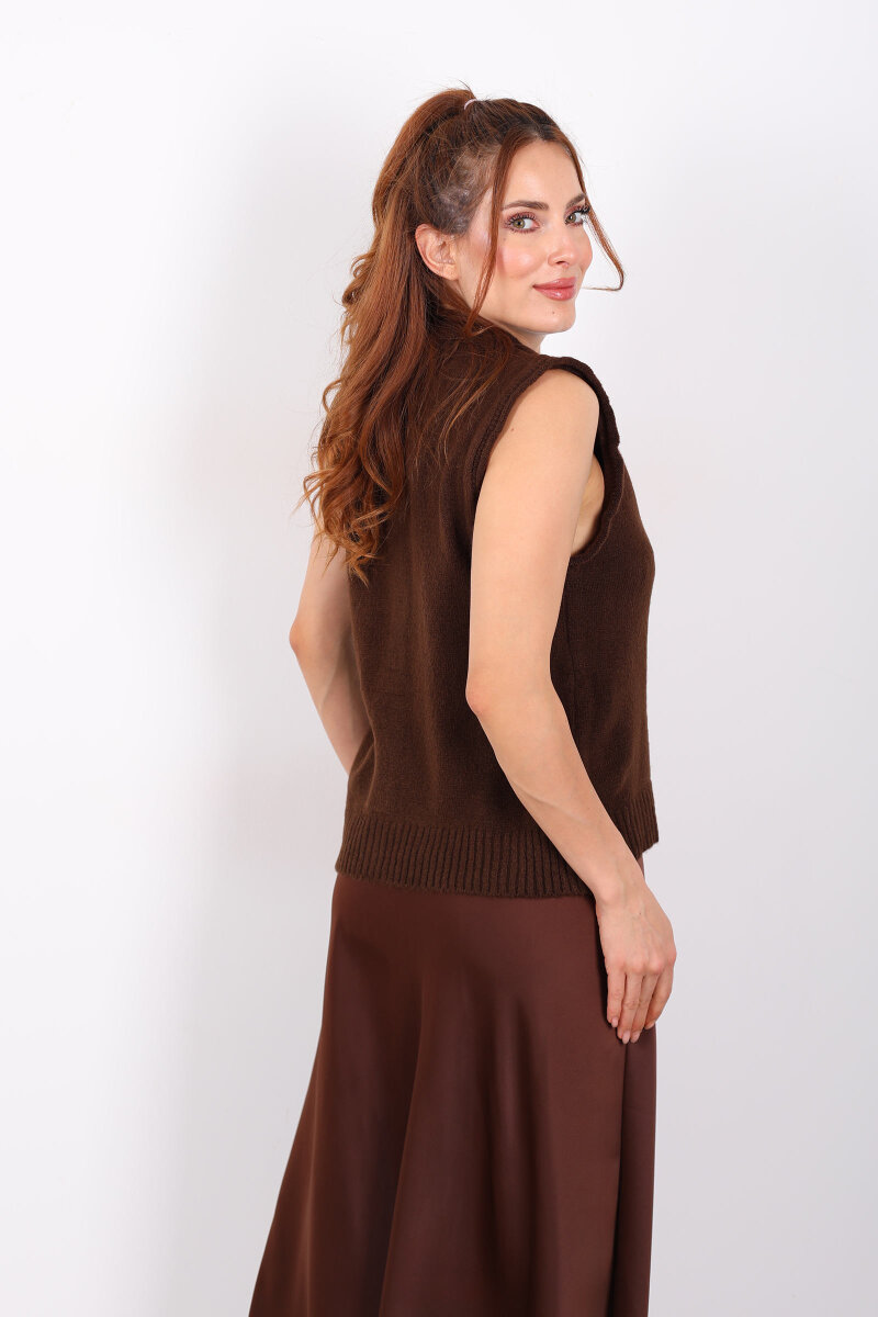 Fularlı Düğmeli Kahverengi Kadın Triko Yelek - 5