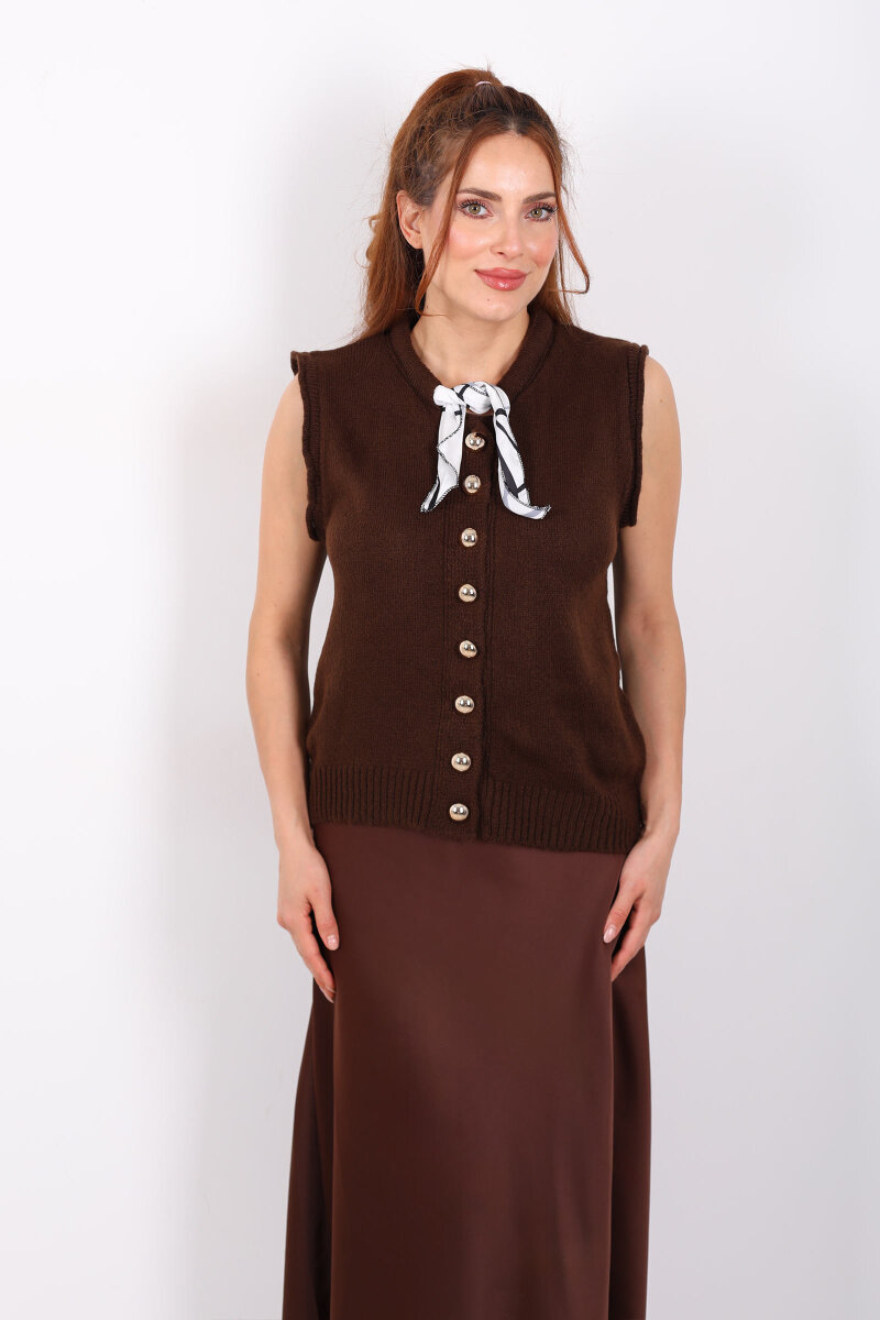 Fularlı Düğmeli Kahverengi Kadın Triko Yelek - 6