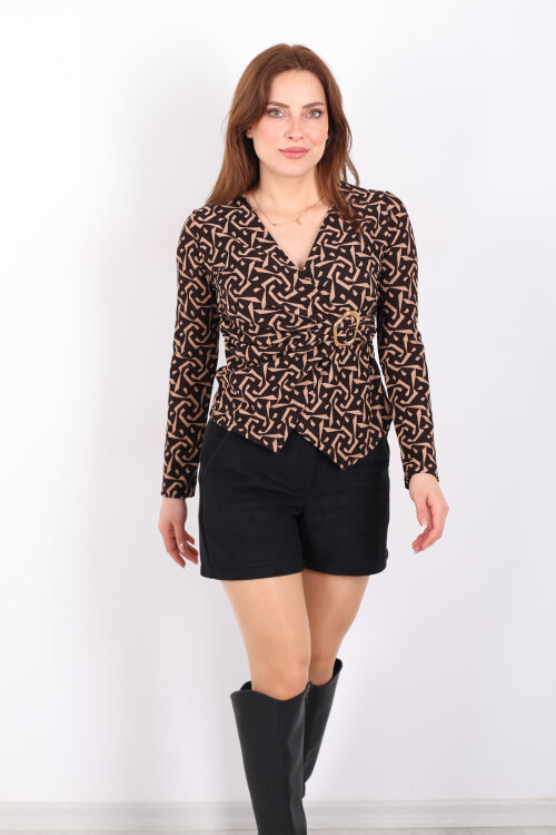 Geometrik Desenli Aksesuarlı Kadın Acı Kahve Bluz - 6