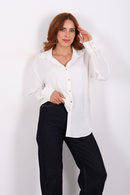 Gold Düğmeli Beyaz Kadın Saten Gömlek - Berox