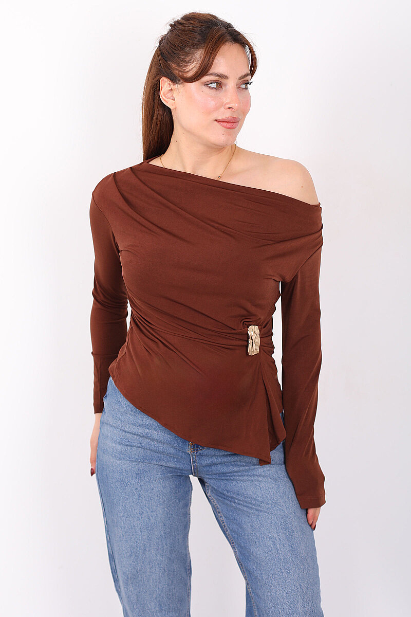 Gold Tokalı Kayık Yaka Kadın Kahverengi Sandy Bluz - 3