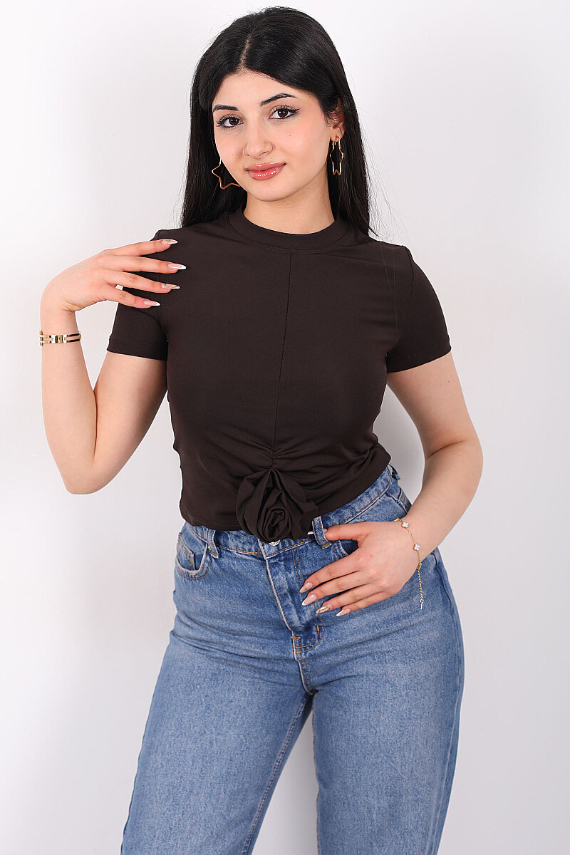 Gül Detaylı Kısa Kol Sandy Kahverengi Kadın Crop Bluz - 3
