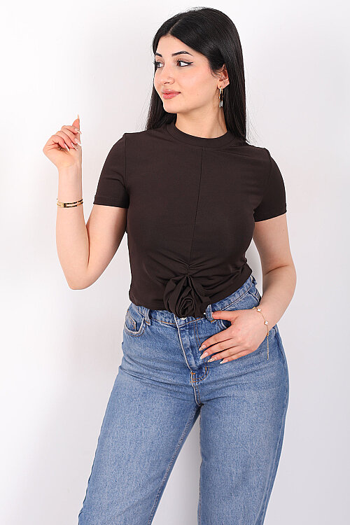 Gül Detaylı Kısa Kol Sandy Kahverengi Kadın Crop Bluz 