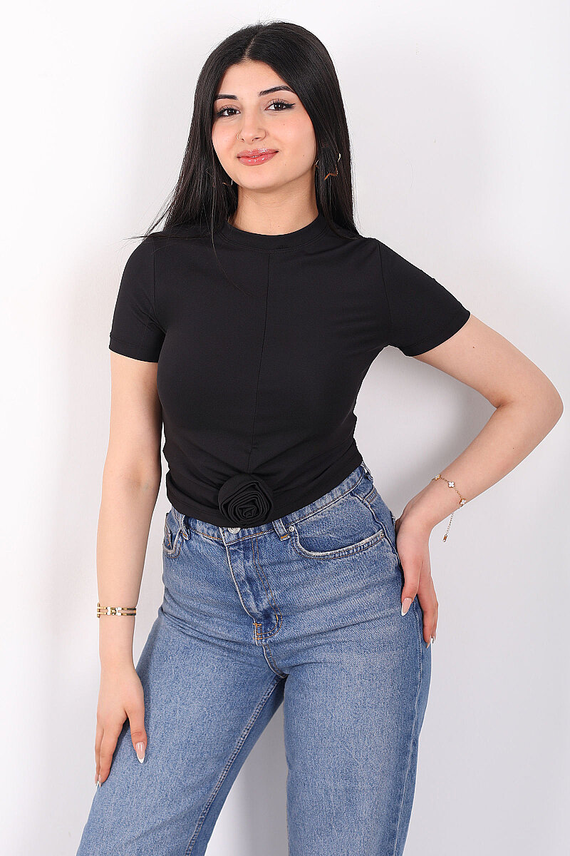 Gül Detaylı Kısa Kol Sandy Siyah Kadın Crop Bluz - 3